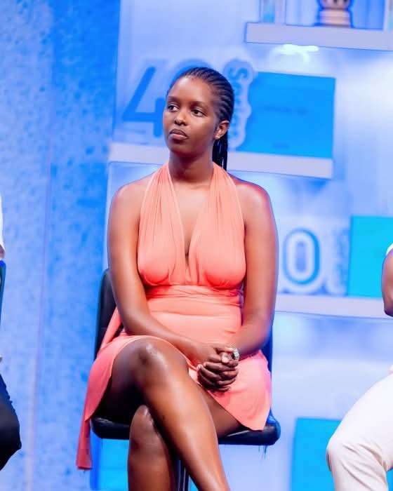 #IMYIDAGADURO #Dj Sonia yatangije ‘Club’ yo kuri internet; #inzira nshya yo kumurika impano no gususurutsa abantu.

Kayitesi Sonia, uzwi cyane nka Dj Sonia